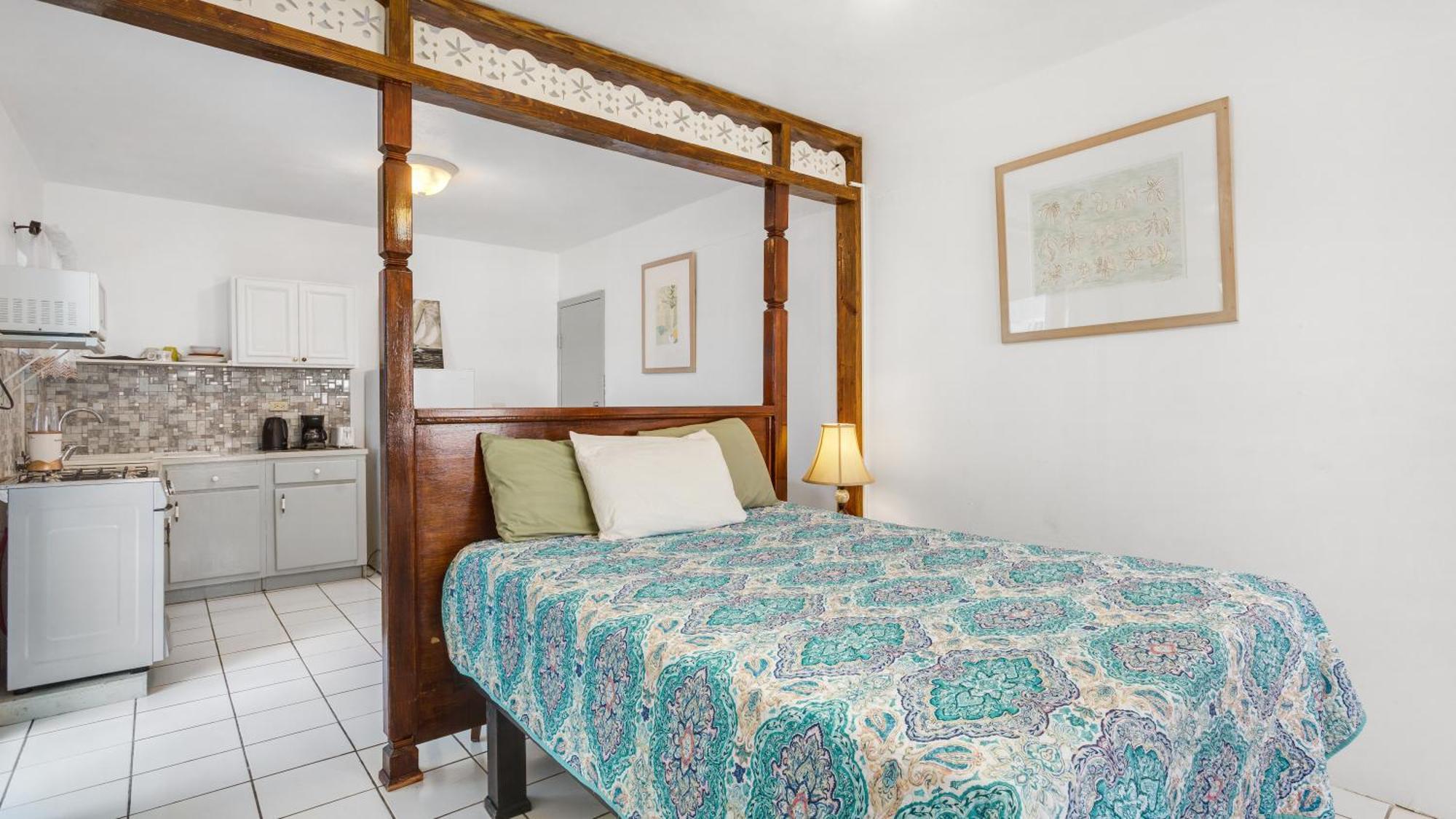 Edwards Guesthouse Sandy Ground Village 外观 照片